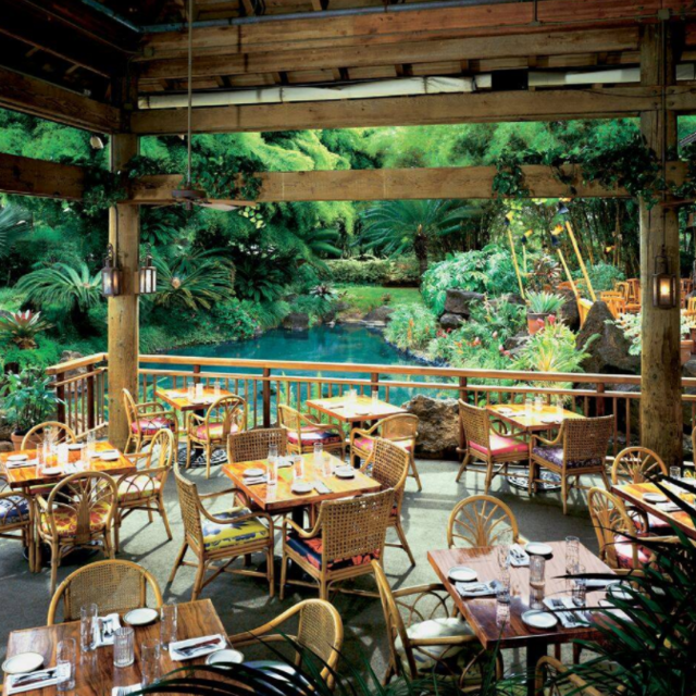 Dinner at Keoki's Paradise - Kauai