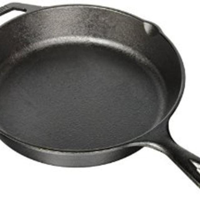 Lodge L8SK3 Pre-Seasoned Cast-Iron Skillet, 10.25-inch