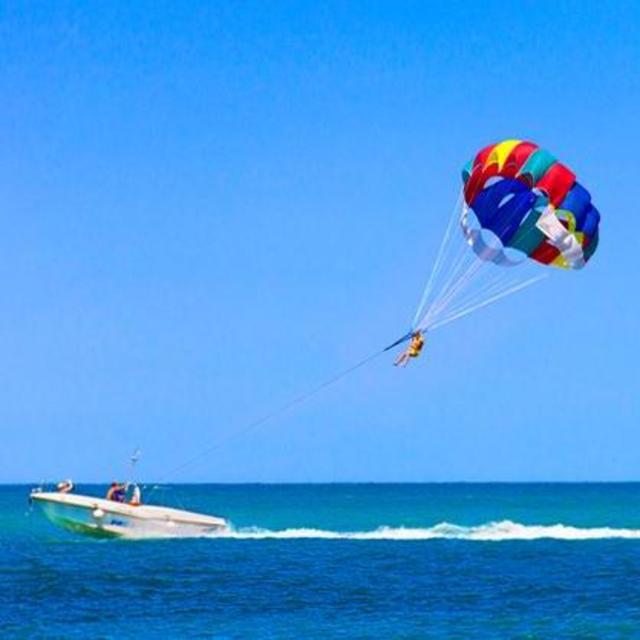 Parasailing in Naxos