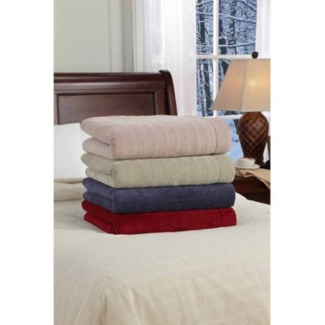Safe and Warm Plush Triple Rib Low Voltage Heated Electric Blanket