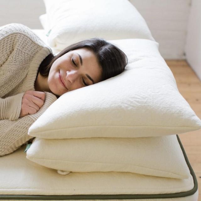 Avocado Green Pillow Set