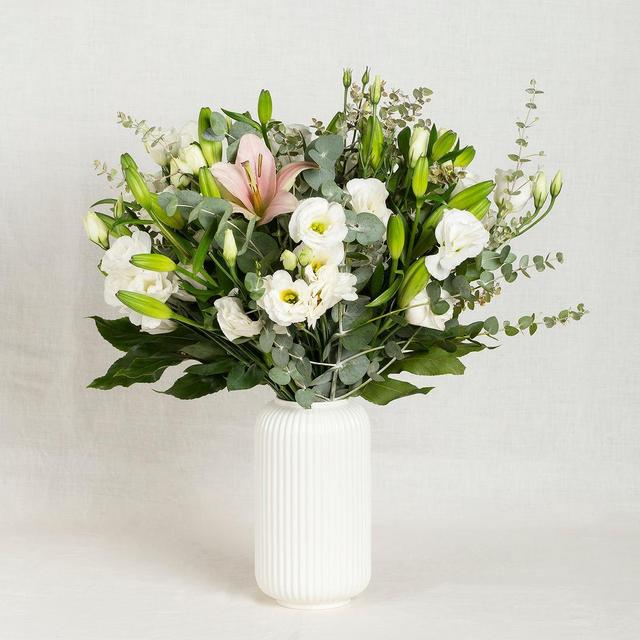 Tel Aviv Life: Seasonal Flower Bouquet from Flora Bloom