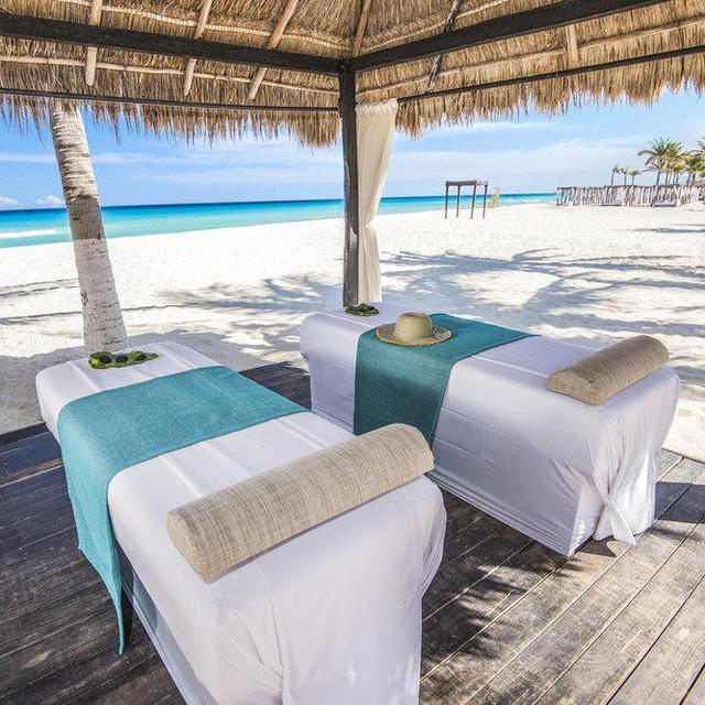 Honeymoon Couples Massage