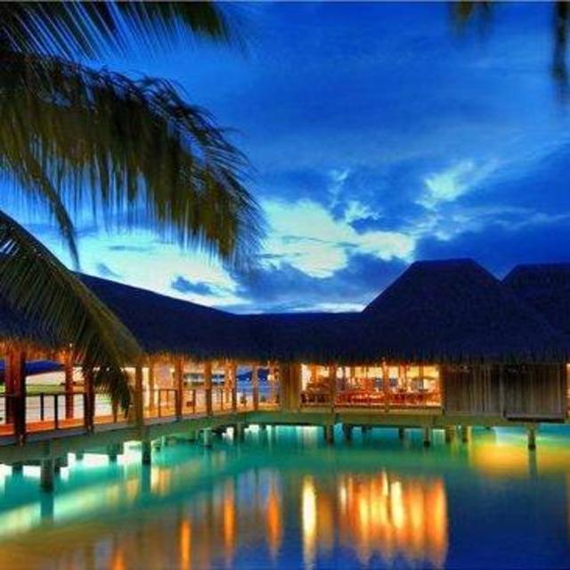 Honeymoon Dinner at Lagoon Restaurant