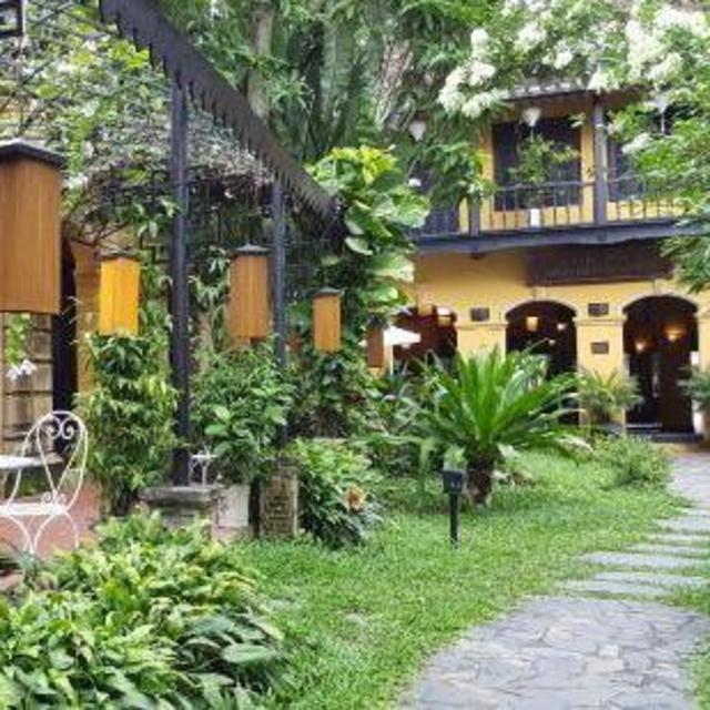 Private Cooking Lessons and Lunch at Brother's Cafe in Hoi An