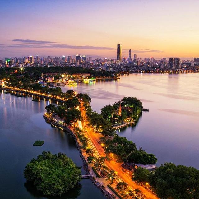 Flight from Da Nang to Hanoi, Vietnam