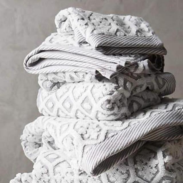 Tarren Towel Collection (Washcloth)
