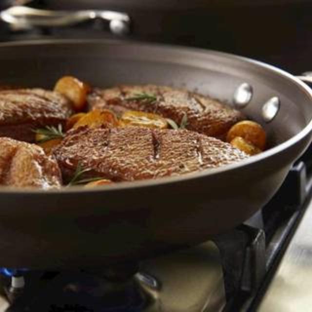 Calphalon Contemporary Nonstick Dishwasher Safe Roaster Pan and Rack - 16-Inch product details page