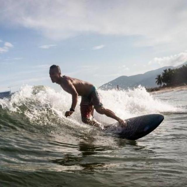 Surf Lessons in Sanya