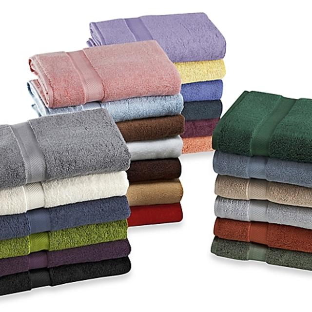 Wamsutta® Duet Bath Towel in Glacier