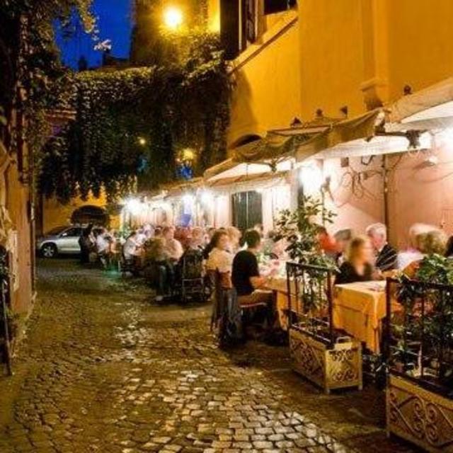 Romantic Dinner in Rome