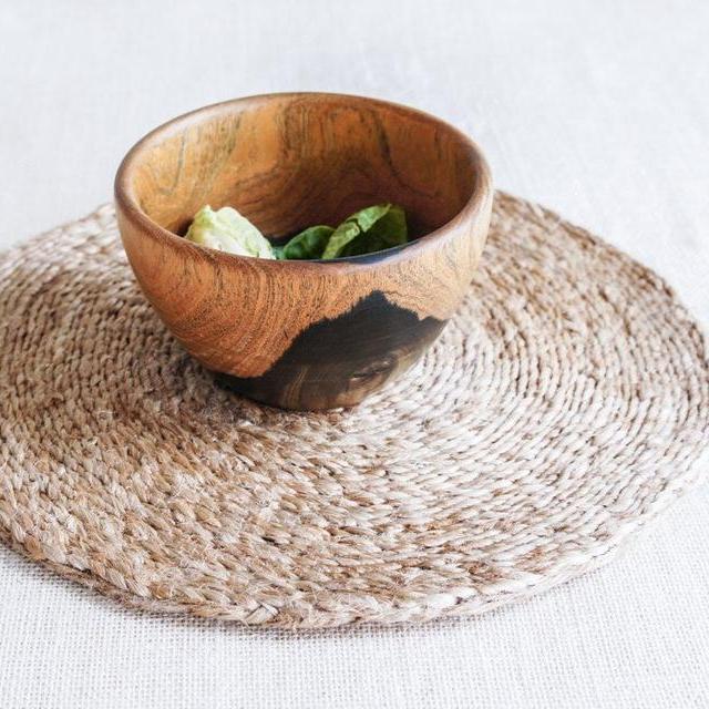 Round Braided Hemp Placemat: Wheat