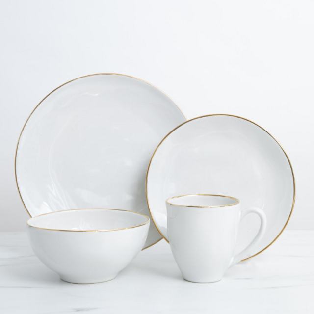 Gold 16- Piece Dinnerware