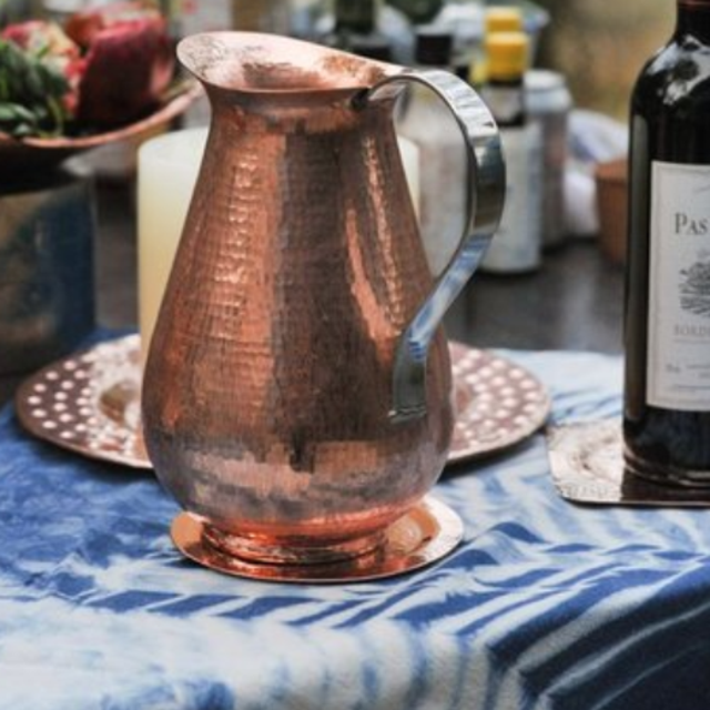 Bisotun Water Pitcher with Stainless Steel Handle