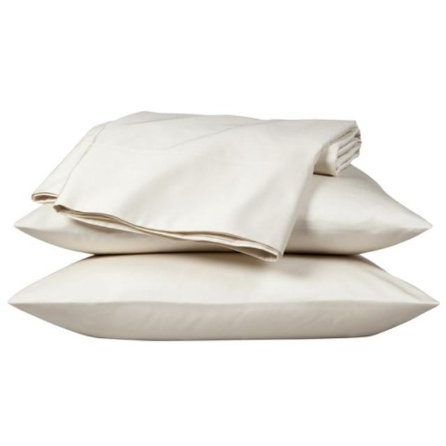 Fieldcrest® Luxury Egyptian Cotton 800 Thread Count Fitted Sheet product details page