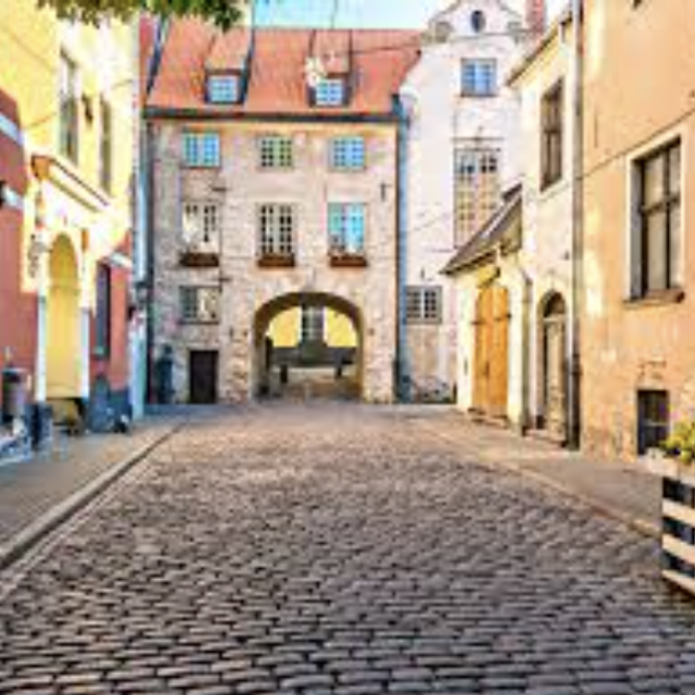 Honeymoon: City Walking Tour