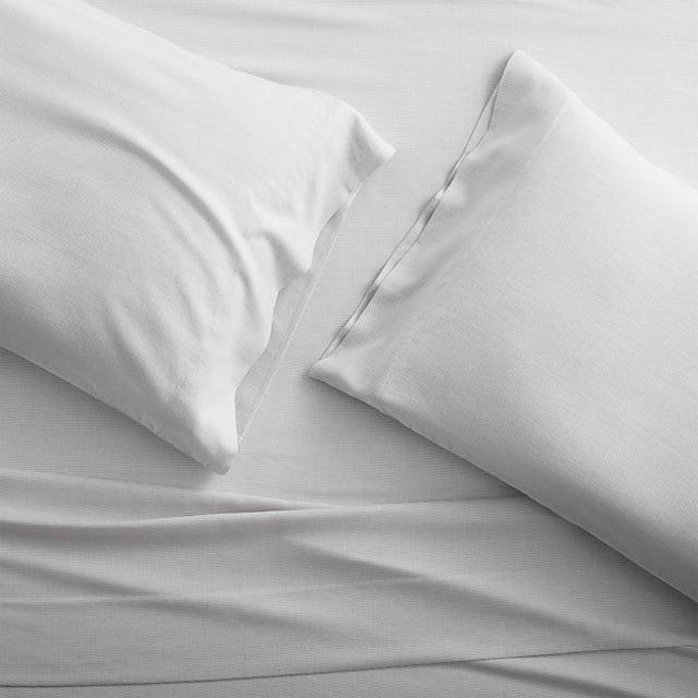 Dash Light Grey Full Sheet Set