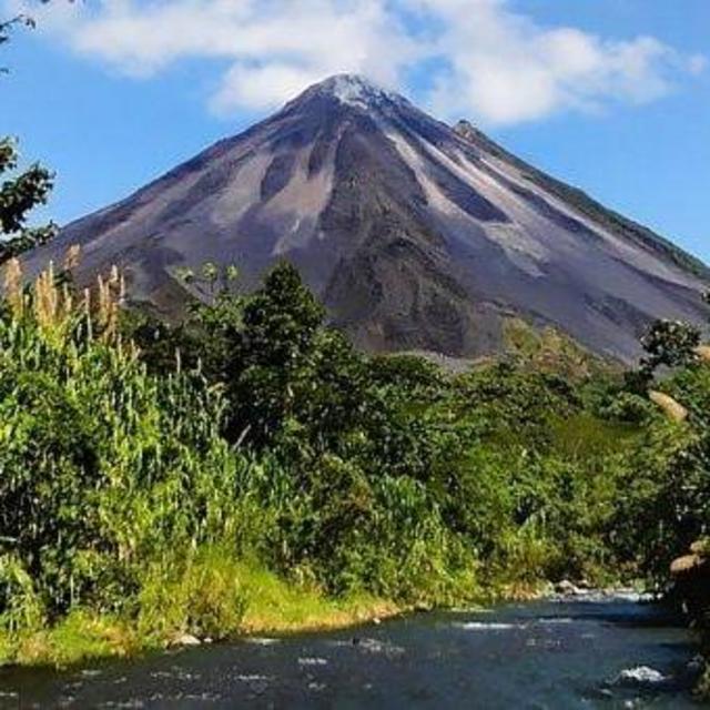 Visit Arenal Volcano National Park on Honeymoon
