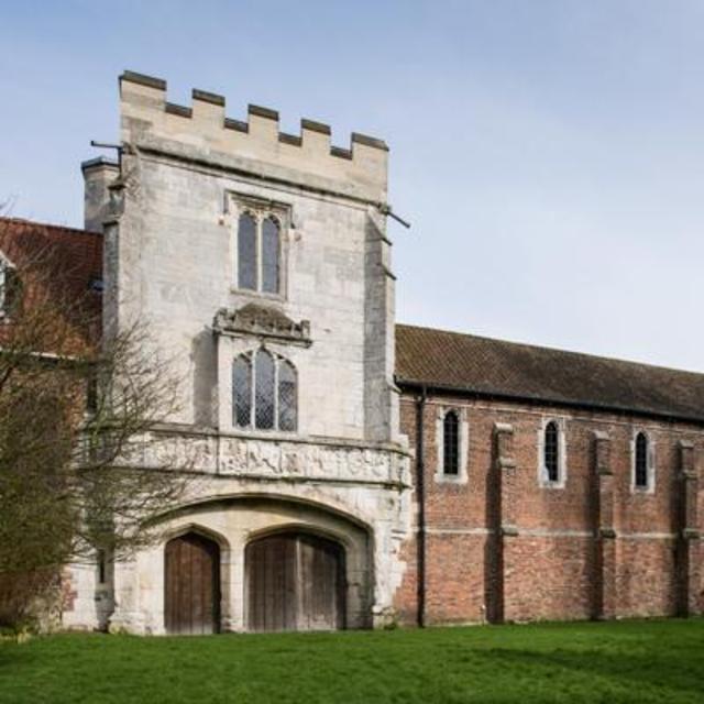 Stay in Cawood Castle