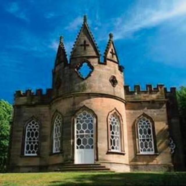 Stay in Gothic Folly