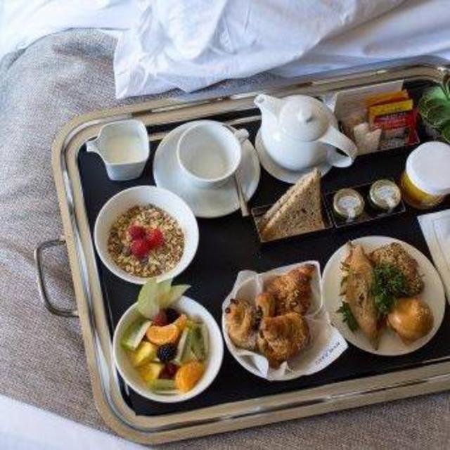 Honeymoon Breakfast in Bed