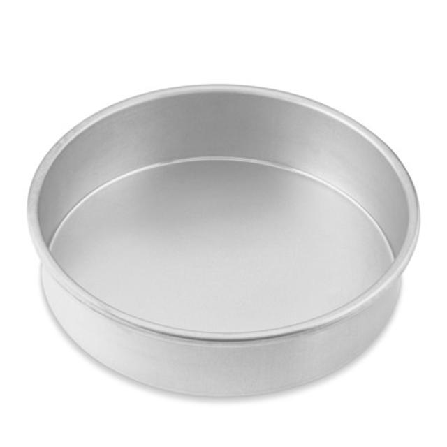 Williams-Sonoma Traditionaltouch Round Cake Pan, 9"