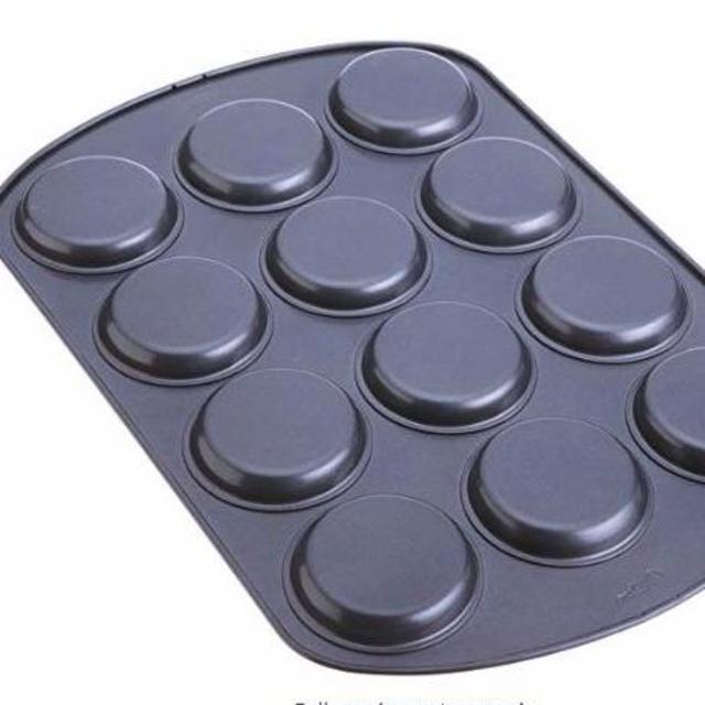 **Amazon- Wilton 12-Cavity Whoopie Pie Baking Pan, Makes Individual 3" Diameter Baked Goods and Treats, Non-Stick and Dishwasher-Safe, Enjoy or Give as Gift, Metal (1 Pan)