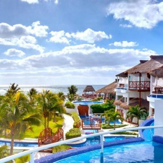 El Dorado Seaside Suites, Cancun Mexico