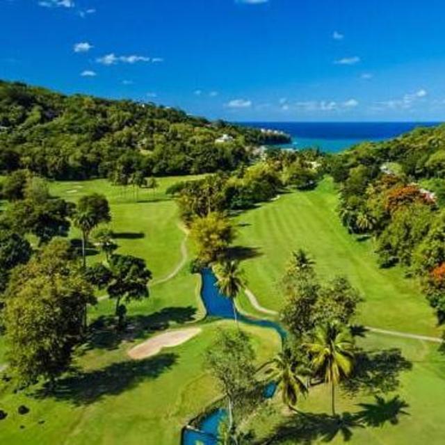 18 Hole Golfing in St Lucia