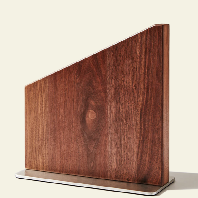 The Stand – Walnut
