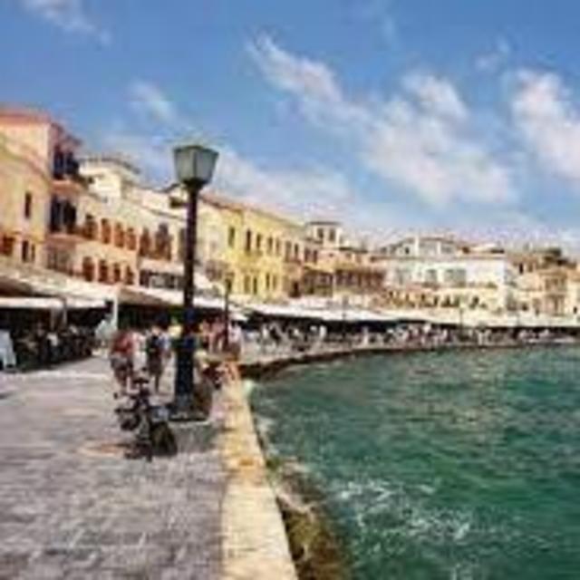 Honeymoon - Crete Walking Tour