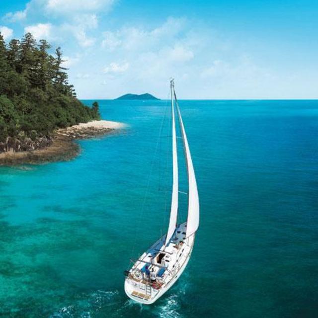 Whitsunday Sailing Tour