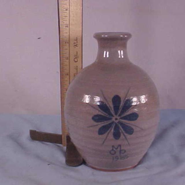 Details about   1985 Vintage PHILLIPS HEWETT Ovoid VASE GREY w/BLUE Flower