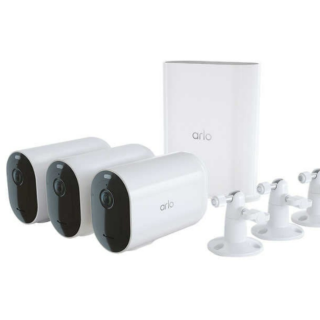 Arlo Pro 4 XL Spotlight 3 Camera Security Bundle