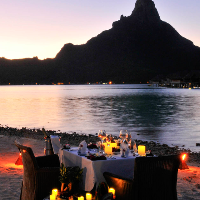 Bora Bora Beachside Sunset Dinner