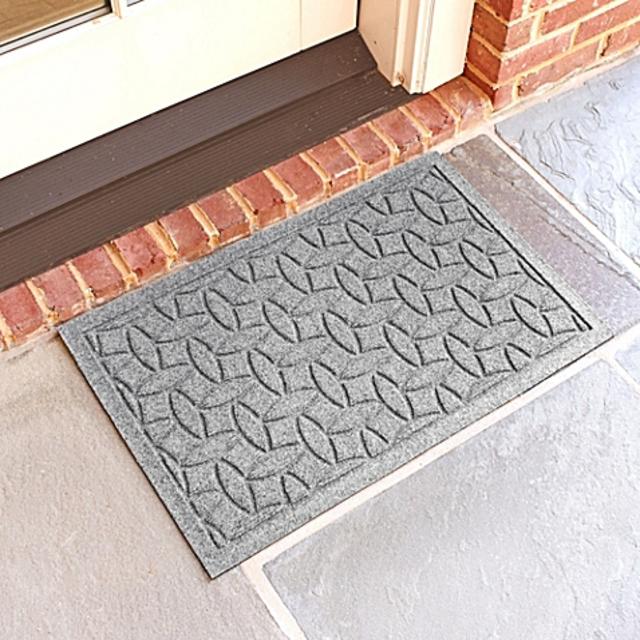Weather Guard™  Ellipse 18-Inch x 28-Inch Door Mat in Medium Grey