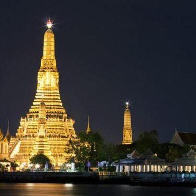 Two whole fish dinners cruising in Bangkok