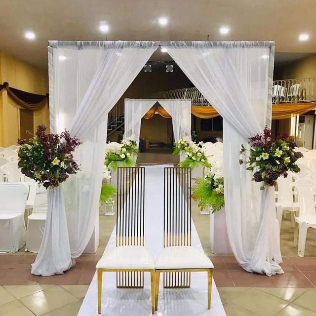 3a. White Wedding Decor