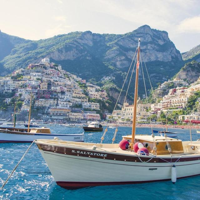 Sailboat charter for an afternoon in Positano