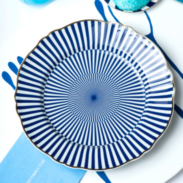 Dinner Plate Arcano