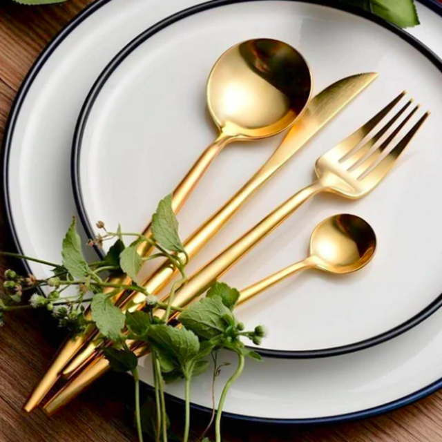 Minimalist Golden Flatware Set