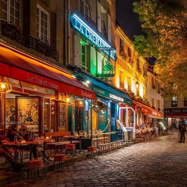 Flights to Paris