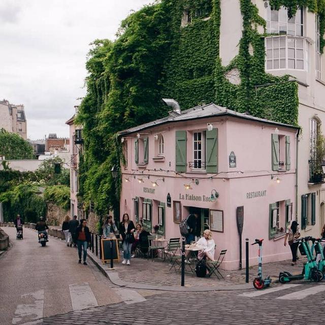 Stay at Paris AirBnB