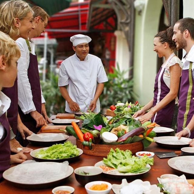 Honeymoon Cooking Class