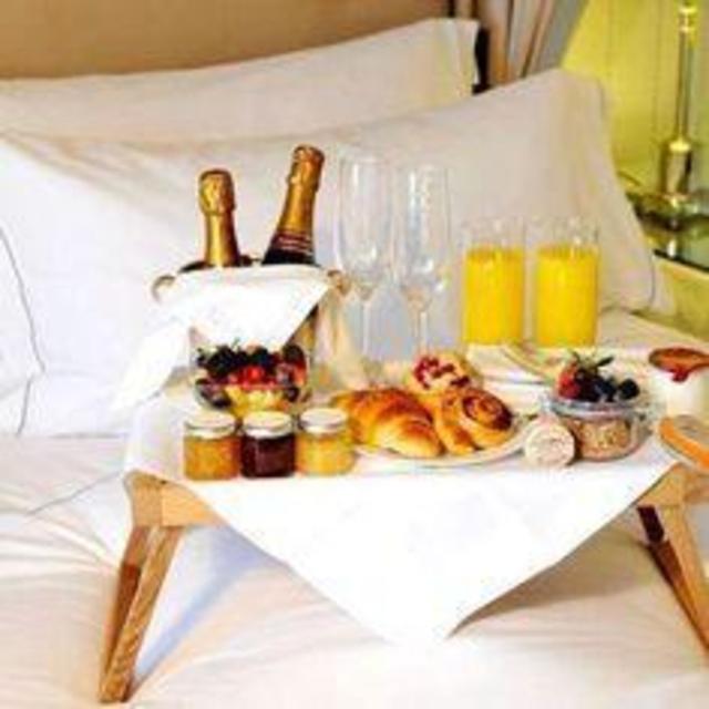 Breakfast in Bed - Australia