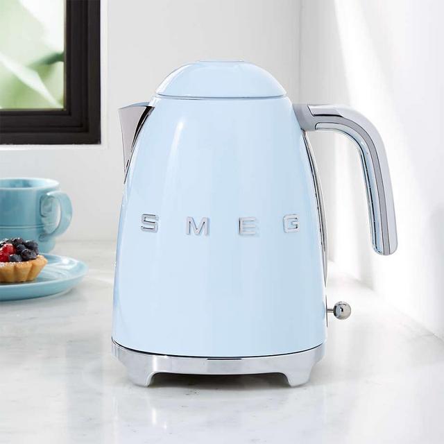 Smeg Pastel Blue Retro Electric Kettle