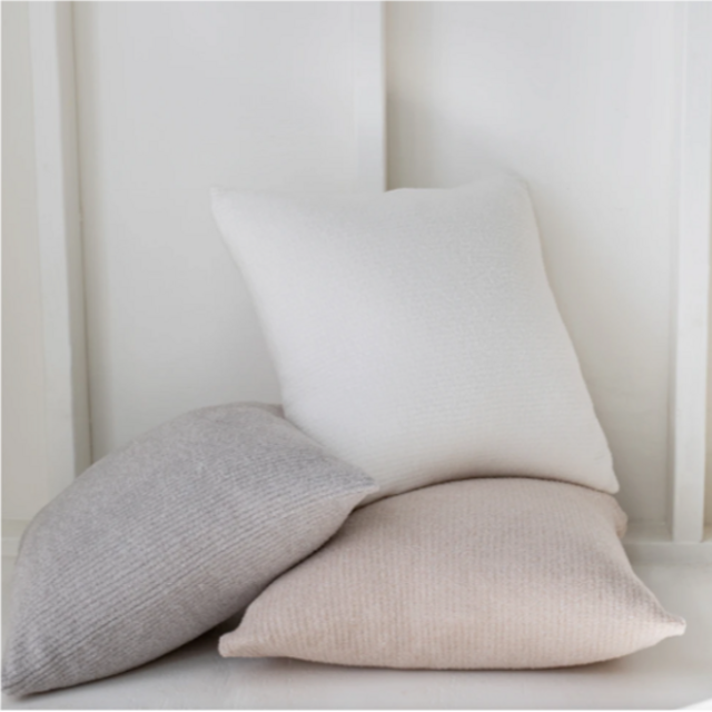 Barefoot Dreams CozyChic Lite® Ribbed Pillow & Insert