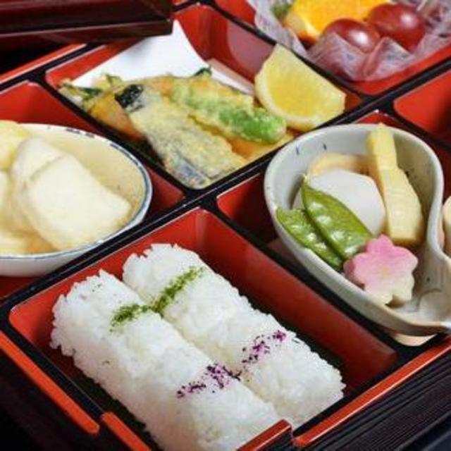 Home-style japanese cooking class in Kyoto