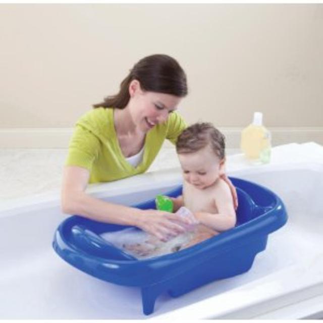 The First Years Sure Comfort Deluxe Newborn To Toddler Tub, Blue