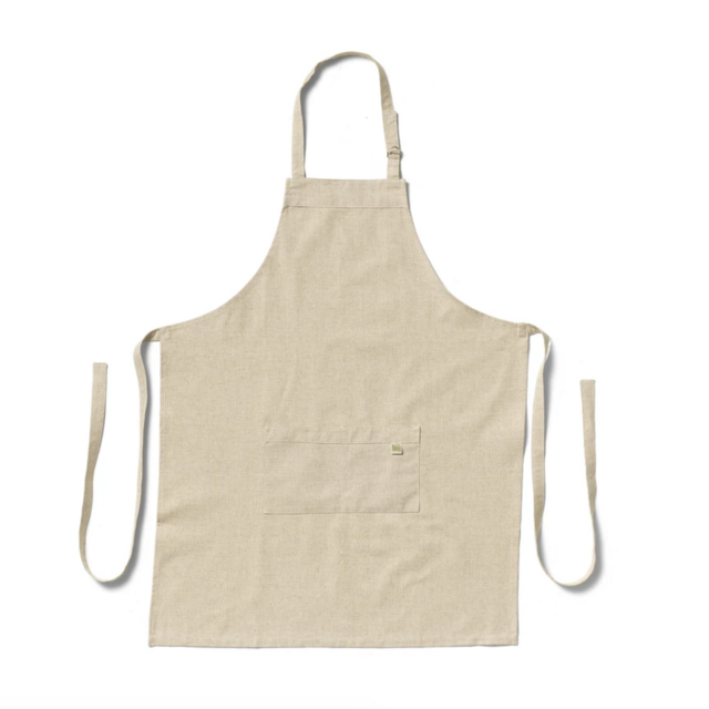 Organic Cotton Apron in Cafe